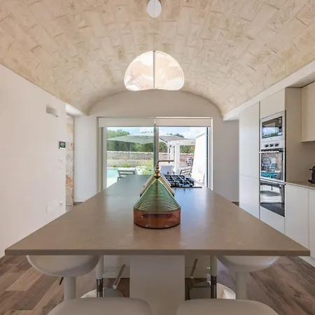 Villa Il Trullo Del Merlo - Saltwater Infinity Pool And Sauna